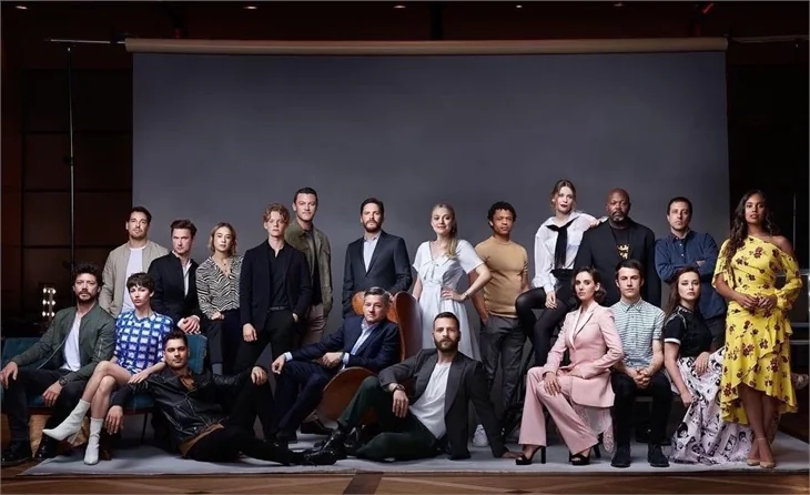 Netflix Çağatay Ulusoy'u dünyaya tanıttı!