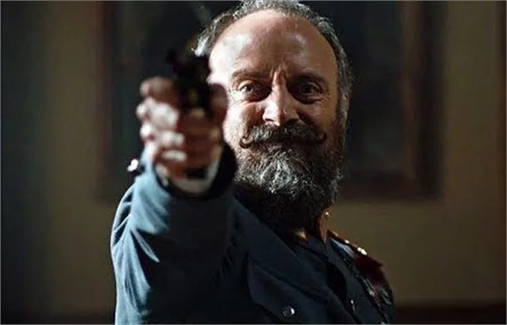 Finale doğru sürpriz çıkış!