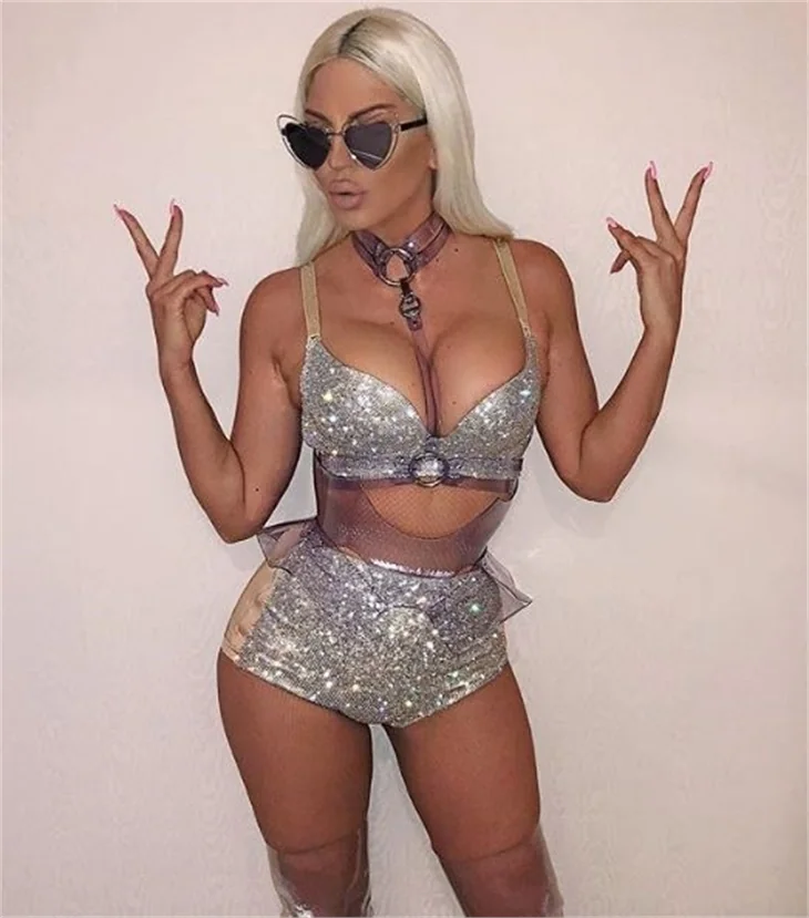 Jelena Karleusa yine nefes kesti!