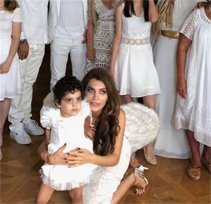 Ceren Hindistan’dan kızına 80 Bin TL’lik doğum günü!
