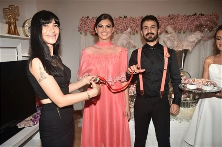 Seda Tosun ile Eymen Adal nişanlandı!