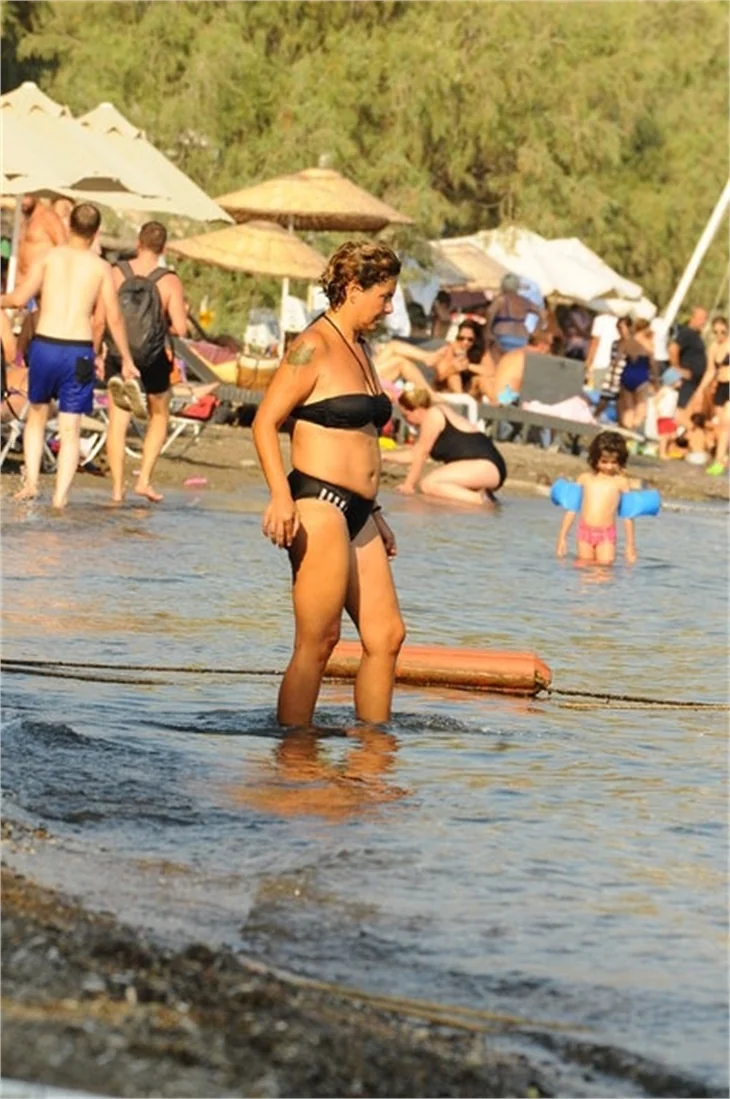 Esra Akkaya'nın Bodrum tatili!