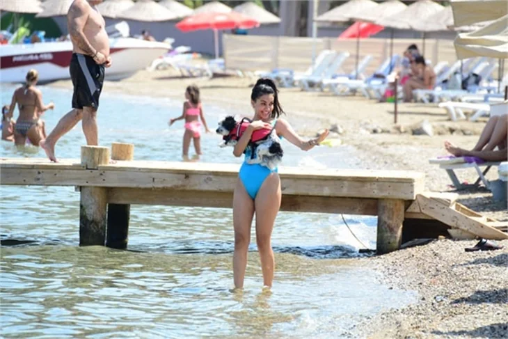 Şilan Makal plajın gözdesi oldu!