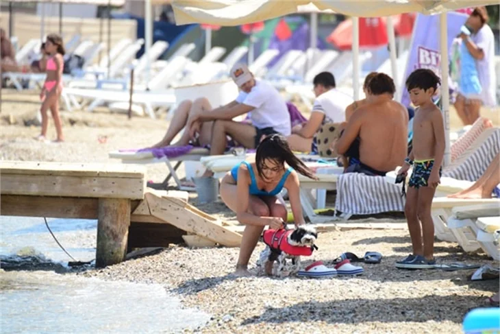 Şilan Makal plajın gözdesi oldu!