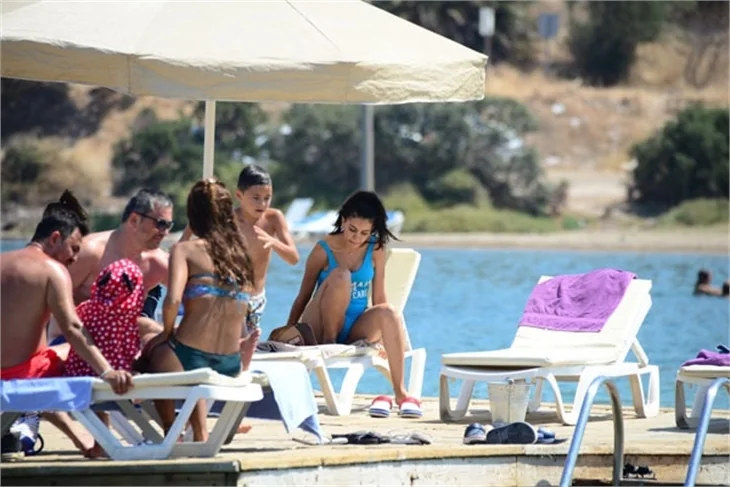 Şilan Makal plajın gözdesi oldu!