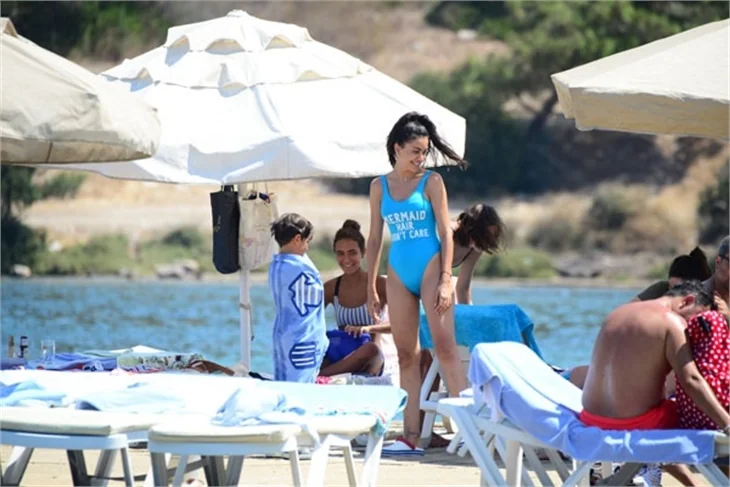 Şilan Makal plajın gözdesi oldu!