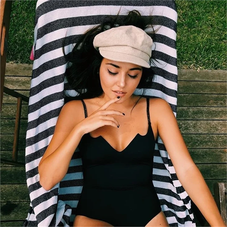Hande Erçel'in güzellik yarışmasındaki görüntüleri ortaya çıktı!