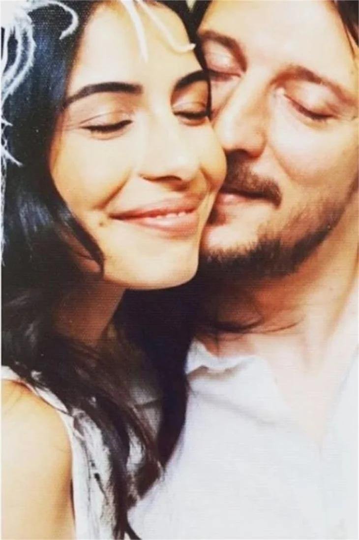 Beyza Şekerci'den 8. ay pozu!