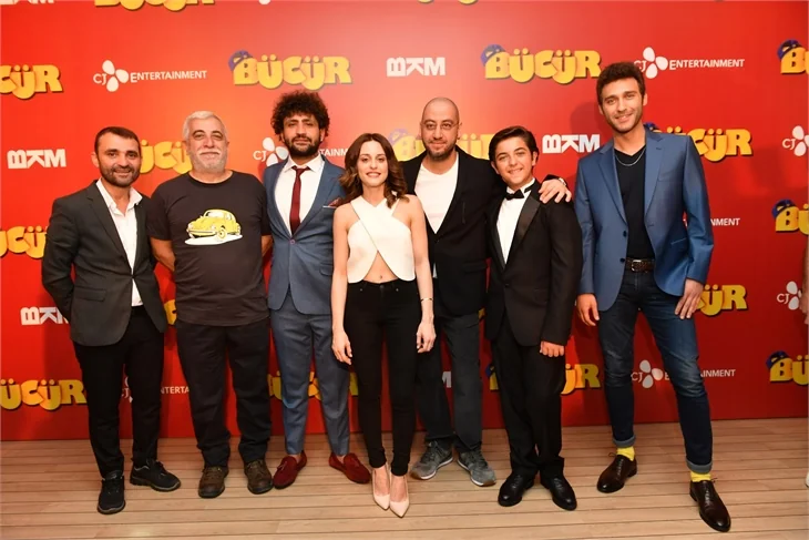 "Bücür" gala yaptı!