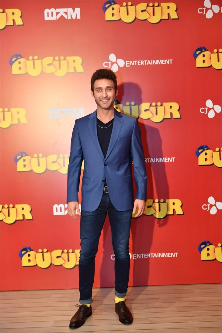 "Bücür" gala yaptı!