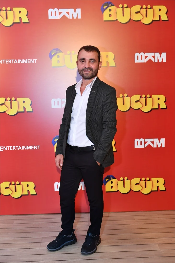 "Bücür" gala yaptı!