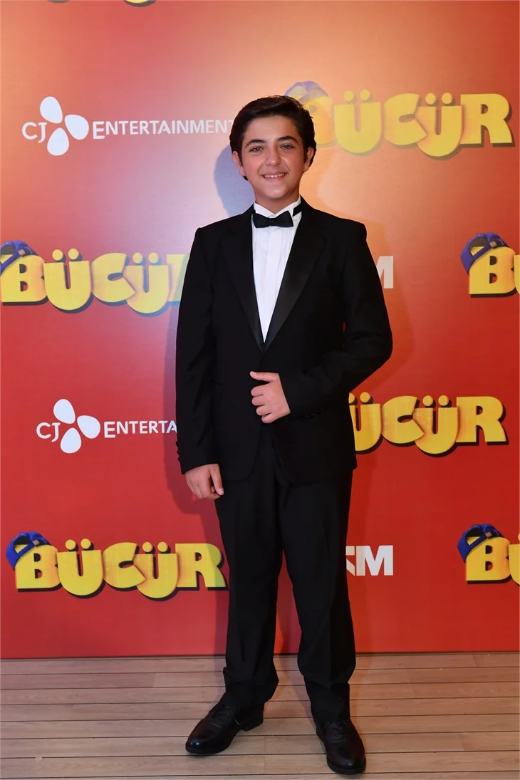 "Bücür" gala yaptı!