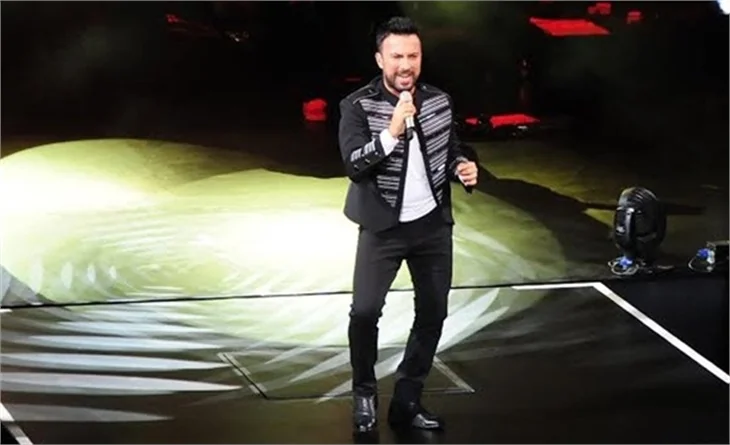 Tarkan'dan hayranlarına büyük şok!