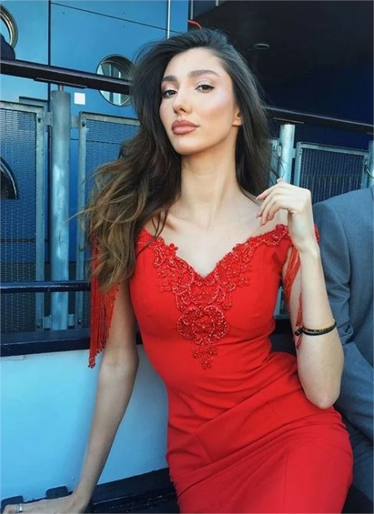 Şevval Şahin, aşkını bir günde sildi!