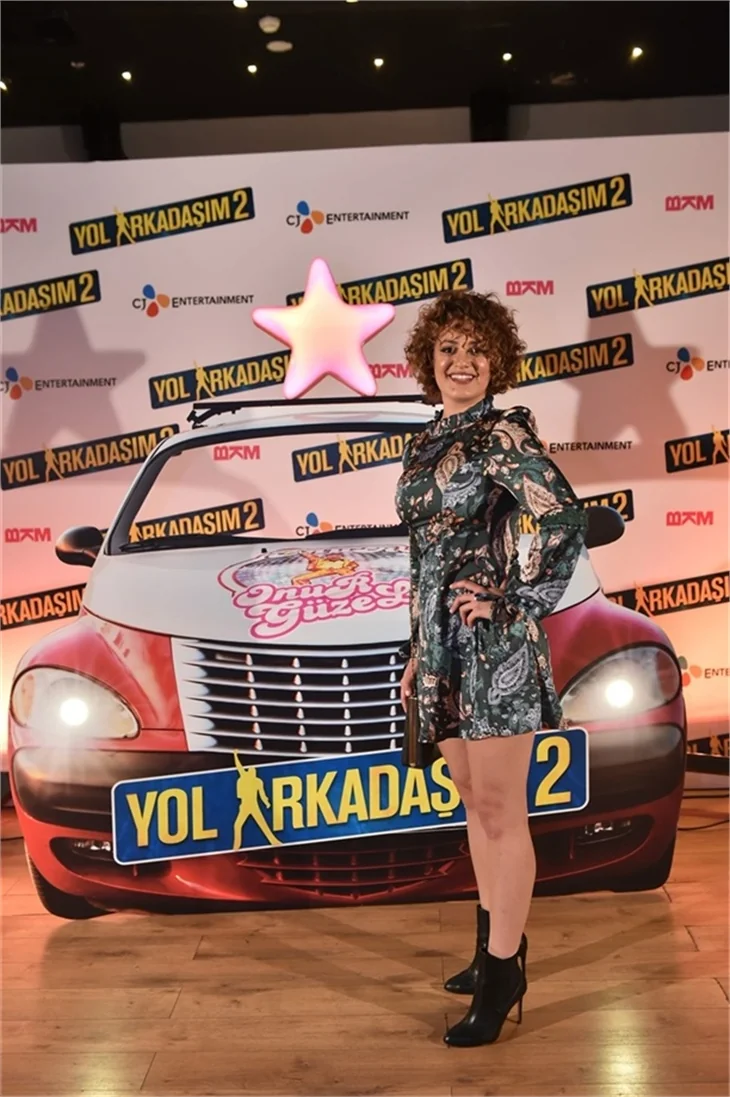 'Yol Arkadaşım 2'nin galasına ünlü akını!