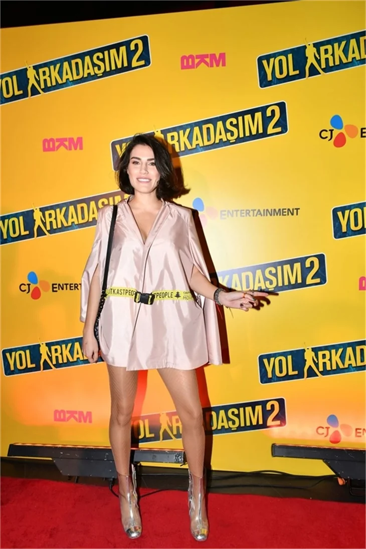'Yol Arkadaşım 2'nin galasına ünlü akını!