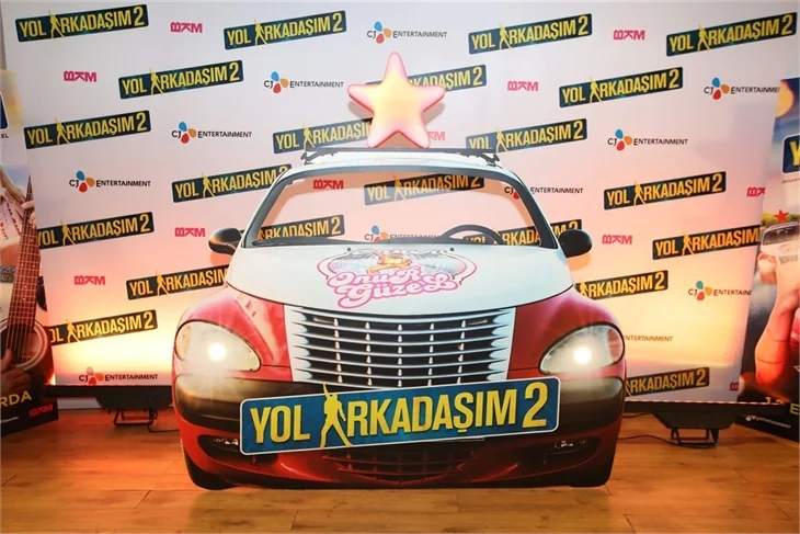 'Yol Arkadaşım 2'nin galasına ünlü akını!