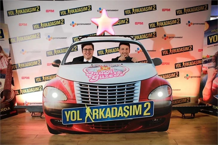 'Yol Arkadaşım 2'nin galasına ünlü akını!