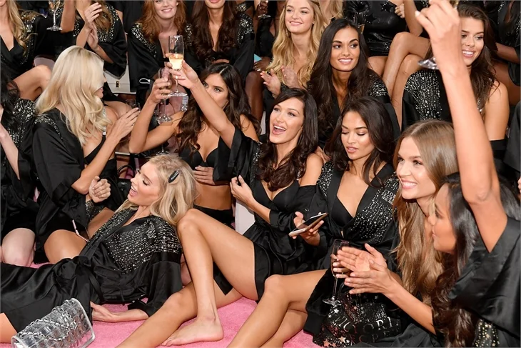 Victoria’s Secret'tan müthiş şov!