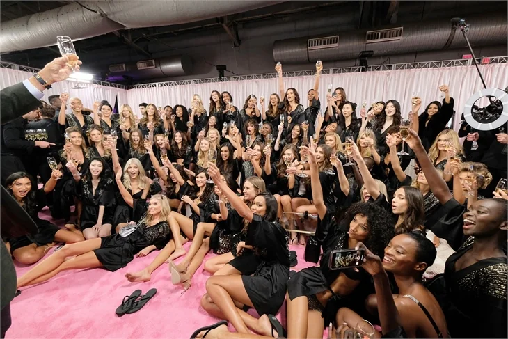 Victoria’s Secret'tan müthiş şov!