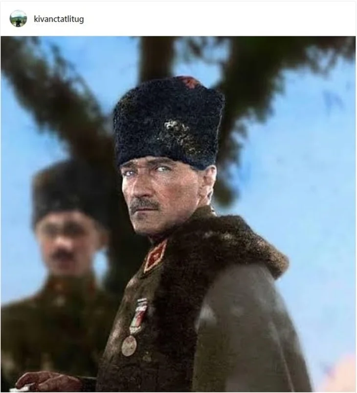 Ünlüler 10 Kasım'ı böyle andı!