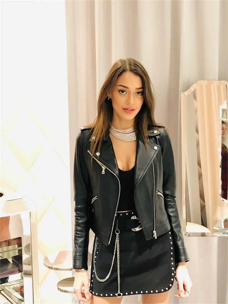 Dilan Çiçek Deniz, Paris'te!