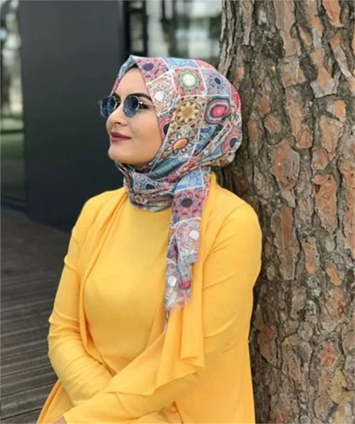 Gelin adayı Hanife'nin yeni mesleği ne?