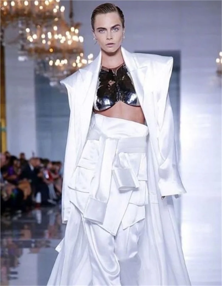 Cara Delevingne paylaşımıyla şoke etti!
