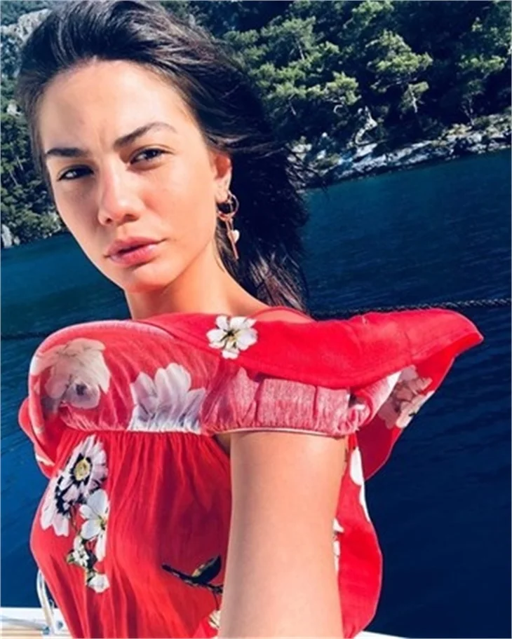 Ünlüler ve kardeşleri!