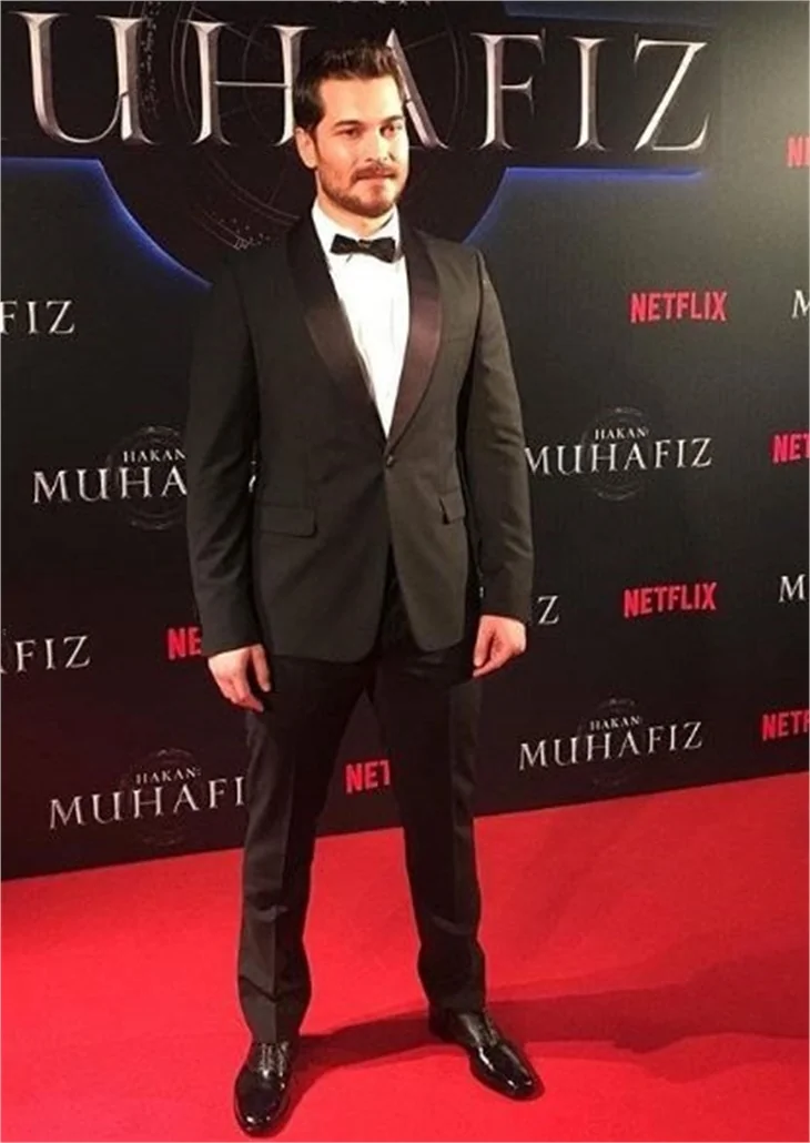 Hakan: Muhafız dizi galasına ünlü akını!
