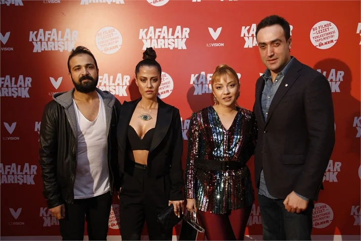 'Kafalar Karışık'a görkemli gala!