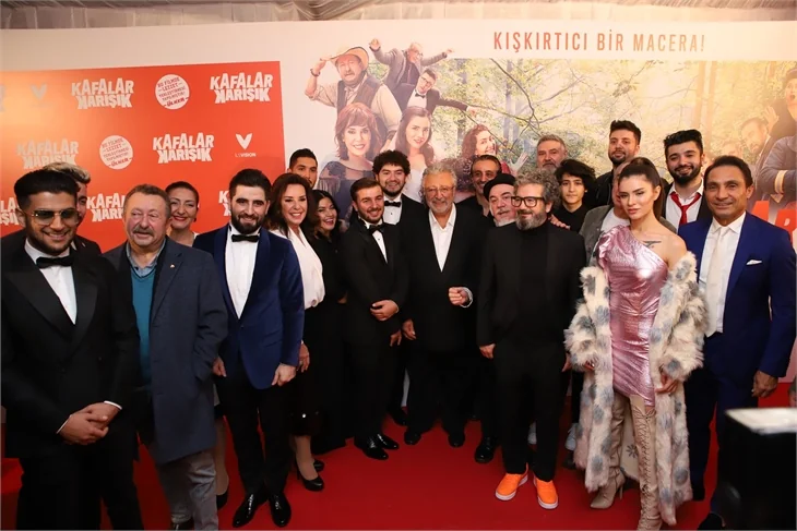 'Kafalar Karışık'a görkemli gala!