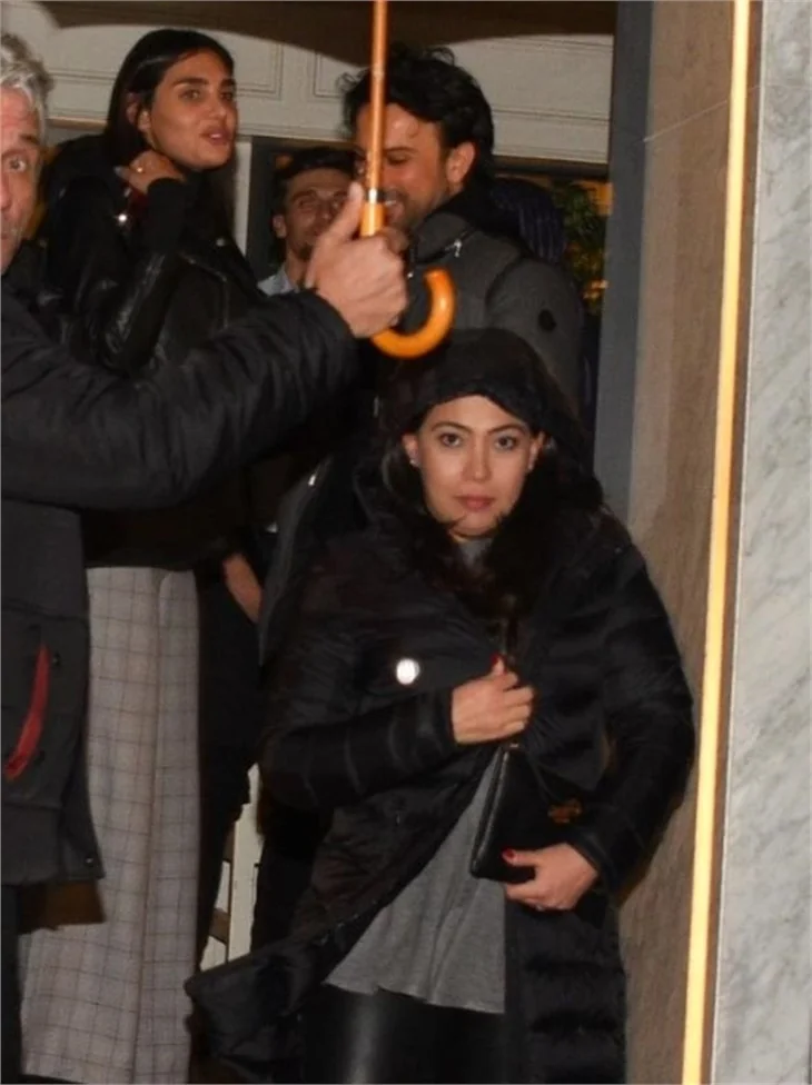 Tarkan ve Pınar Tevetoğlu'dan bebekten sonra ilk fotoğraf!