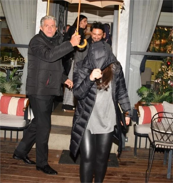Tarkan ve Pınar Tevetoğlu'dan bebekten sonra ilk fotoğraf!