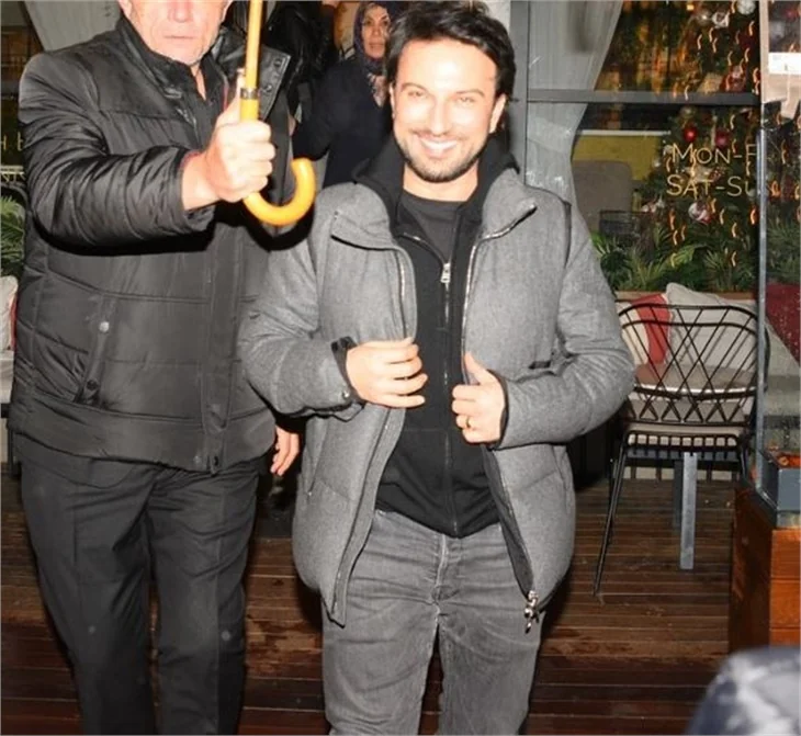 Tarkan ve Pınar Tevetoğlu'dan bebekten sonra ilk fotoğraf!