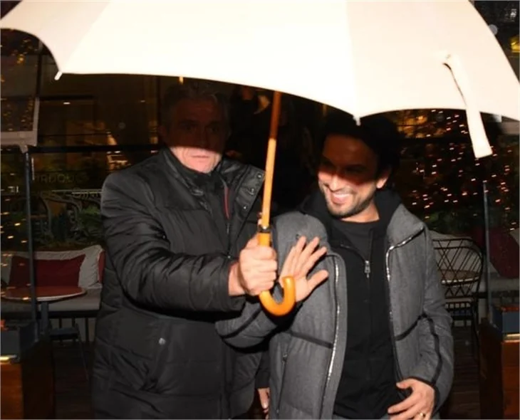 Tarkan ve Pınar Tevetoğlu'dan bebekten sonra ilk fotoğraf!