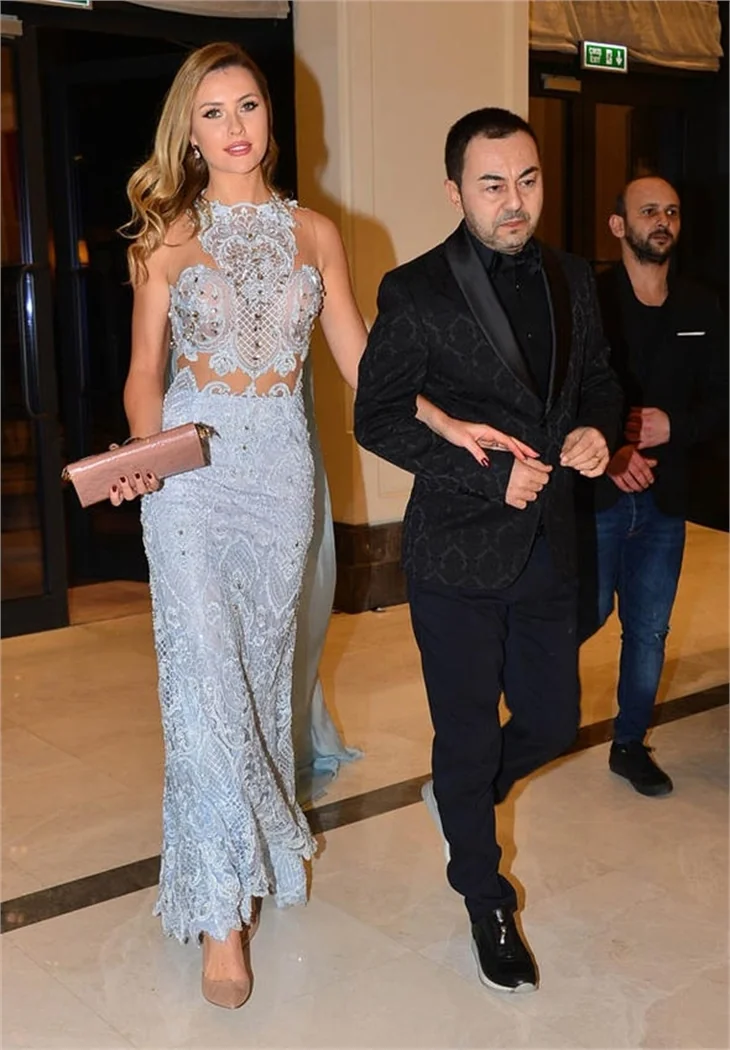 Serdar Ortaç boşanma iddialarına açıklık getirdi!