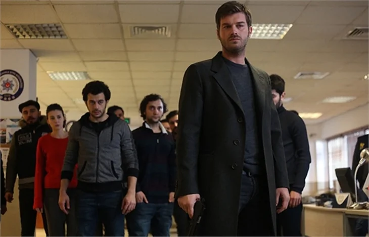 Çarpışma'da Adalı nasıl bir oyun kuracak ?