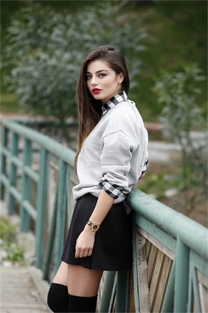 Ayça Ayşin Turan IMDB'de rekor kırdı!