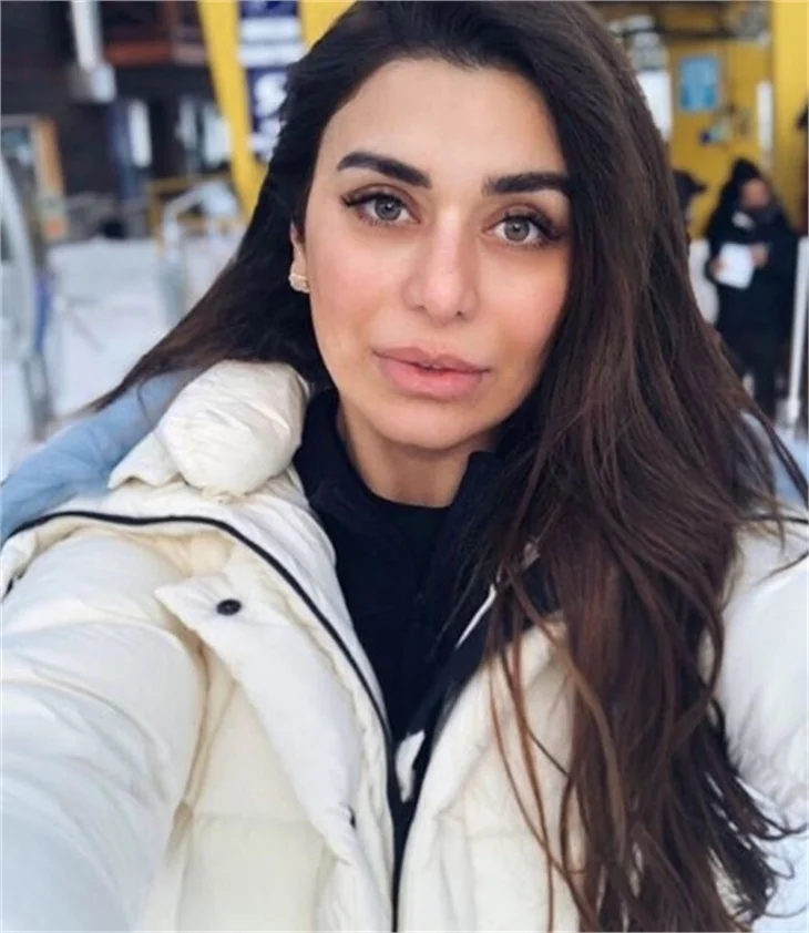 Ebru Şancı eşi Alpaslan Öztürk ve çocuklarıyla Uludağ'da!