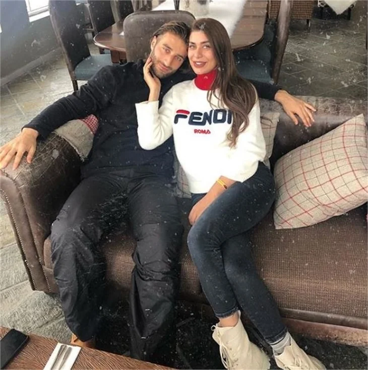 Ebru Şancı eşi Alpaslan Öztürk ve çocuklarıyla Uludağ'da!