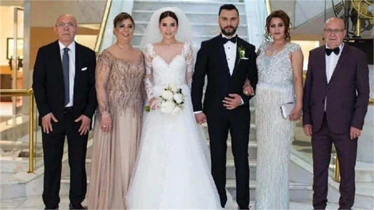 Evlenmek için 2018'i beklediler!