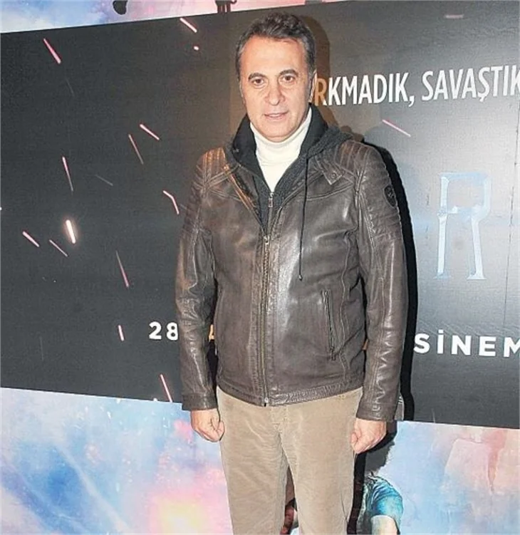 Ünlü isimler galaya akın etti!