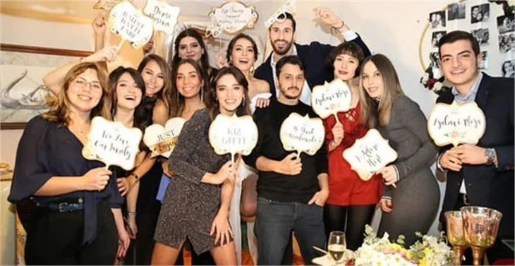 Survivor Ezgi Avcı nişanlandı!