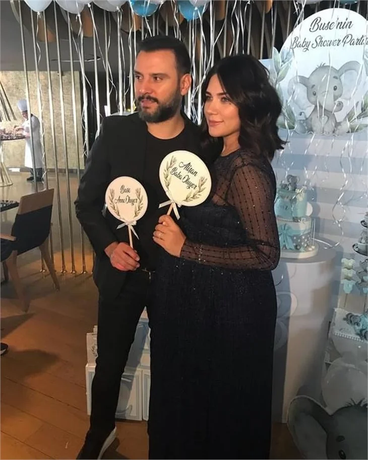 Alişan ve Buse Tektaş, baby shower partisi yaptı