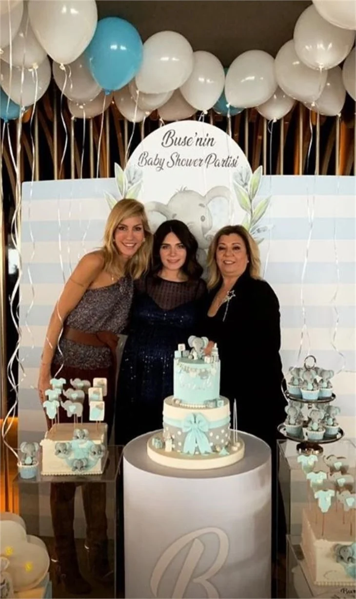 Alişan ve Buse Tektaş, baby shower partisi yaptı