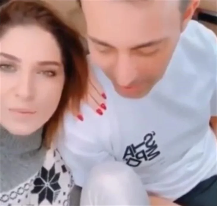 Mustafa Sandal 19 yaş küçük sevgilisiyle yakalandı!