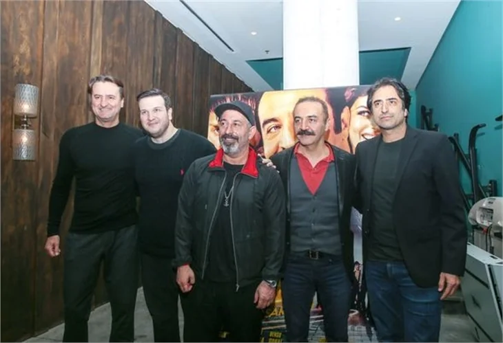'Organize İşler 2' gala yaptı!