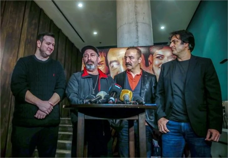 'Organize İşler 2' gala yaptı!