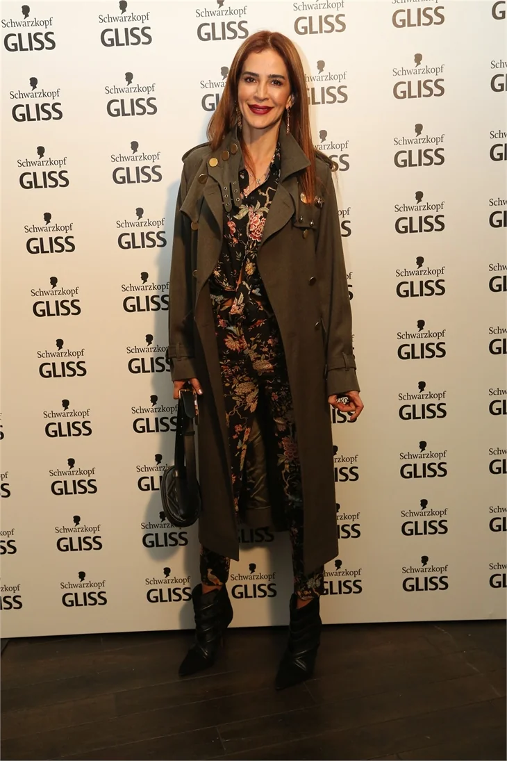 Ünlüler partiledi!
